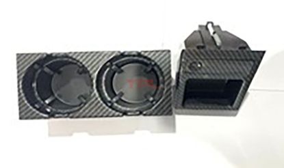 BARDAKLI VE MADENI PARA KUTUSU (SET-KARBON FIBER) BMW E46 98>04 - 51168217955 resmi