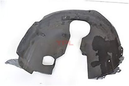 CAMURLUK DAVLUMBAZI R A3 HB 13-17 - 8V0821172A resmi