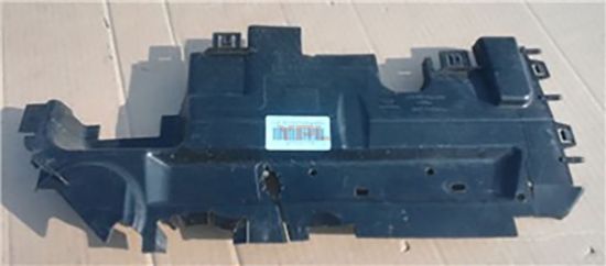 HAVA ALMA BRAKETI ARKA SAG CAYANNE 2018>> - 9Y0121708 resmi