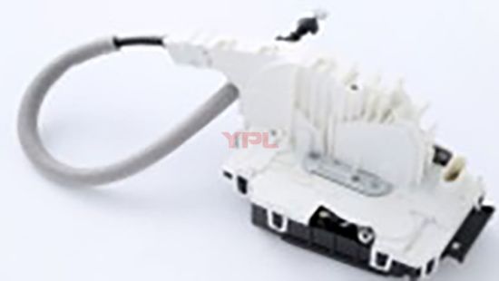 KAPI KILIDI ON SOL X204 08>15 W204 07>14 W212 09>16 C218 11>17 C207 10>16 R197 11> - A2047202735 resmi