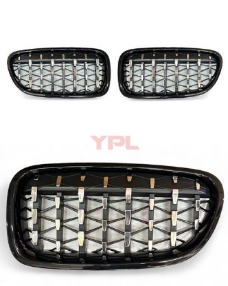 PANJUR SIYAH CERCEVE KENARLI KROM NOKTALI (SET & Z4 STYLE) BMW F10 10>13 - 51137203649/650 S2 resmi