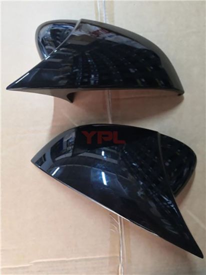 AYNA KAPAGI SOL YARASA (KAPAK USTU)PARLAK SIYAH BOYALI GOLF8 2021>> - 5H0857537 resmi