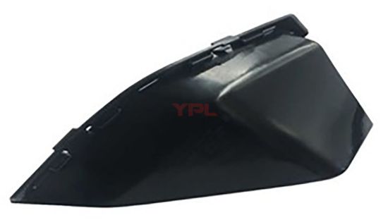 ON TAMPON BRAKETI HAVA KANALI SAG (BUYUK) Q7 2010-2015 - 4L0807152E 01C resmi