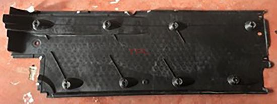 ALT TABAN MUHAFAZASI SOL PASSAT(156CM) - CC 2012-2016 ENJEKSIYON - 3C8825201A resmi