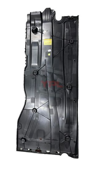 MOTOR ALT MUHAFAZA ON PLASTIGI YAN SAG 145CM GOLF 2020>>KAROQ 2018>>A3 2020>> - 5WA825202D resmi