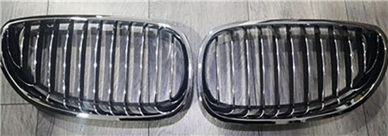 Ön Panjur Böbrek Krom Set BMW E60+lci 2004-2009 - 51137065701/02 resmi