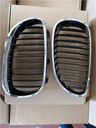 Ön Panjur Böbrek Krom Siyah Set BMW E60+lci 2004-2009 - 51712155446/47 resmi