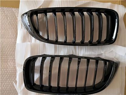 Ön Panjur Böbrek Parlak Siyah //M Kasa Set BMW F30+lci F36+lci 2013>> - 51712336813/14 resmi