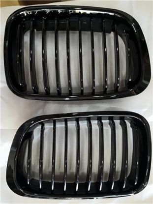 Ön Panjur Böbrek Parlak Siyah Set BMW E46 Sedan 1998-2001 - GKL 340927 resmi