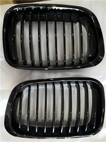 Ön Panjur Böbrek Parlak Siyah Set BMW E46 Sedan 1998-2001 - GKL 340927 resmi