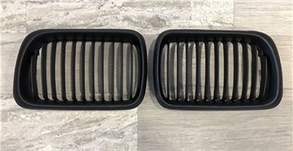 Ön Panjur Böbrek Set BMW E36 Mat Siyah 97>99 - 51138195151/152 resmi