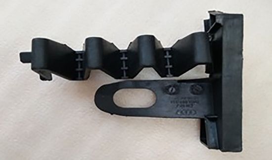 Ön Panel Braketi Sol A4-A5 2016>> - 8W0807333 resmi