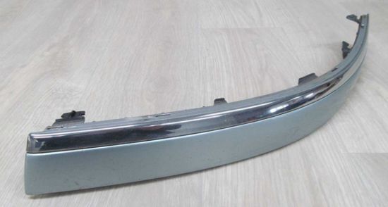 Ön Tampon Bandı Kromlu Sağ Passat 2001-2005 - 3B0807718B GRU/3B0807244 2ZZ resmi