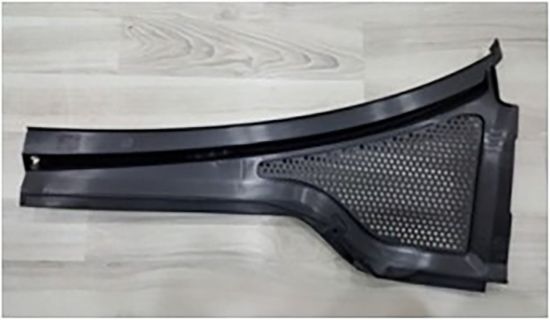 Ön Cam Izgarası Sağ Deflektör Golf 7 2013-2020 - 5G1819404A resmi
