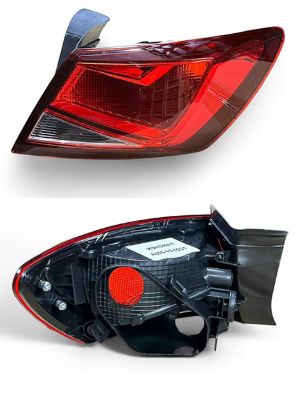 Stop Lambası Dış Sağ Seat Leon 2013-2020 - 5F0945096D resmi