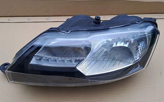 Ön Far Gündüz Ledli Halojen 10 Pin Sol Skoda Rapid 2013-2023 - 5JB941017B resmi