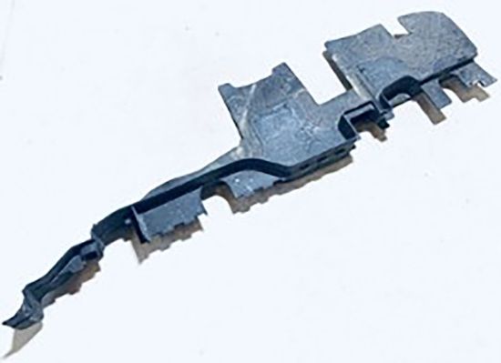 Radyatör Hava Kanalı Braketi Ön Sol Audi A4 - 8E0121283B resmi