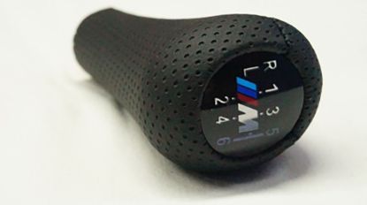 Vites Topuzu M Power 6 Vites Benekli Deri BMW E30 E36 E46 E90 - 25117896884BNK resmi
