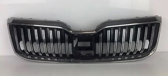 Ön Panjur Krom Çerçeve Krom Çizgili Parlak Siyah - 3V0853653G FOD/3V0853761B 2ZZ resmi