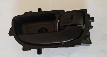 Kapı İç Açma Kolu Sağ Mat Siyah Toyota Yaris Corolla Auris 2013 ve sonrası - 69205-0D201 resmi