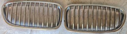 Ön Panjur 12 Çıtalı Böbrek Krom+Krom+Titan Sağ Sol Set BMW F10 F11 F18 - 51137261355/51137261356 resmi