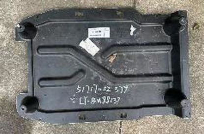 Motor Alt Muhafaza Ön BMW E65 E66 2004-2005 - 51717002379 resmi