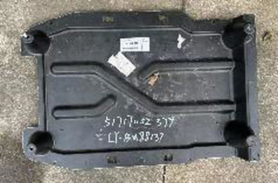 Motor Alt Muhafaza Ön BMW E65 E66 2004-2005 - 51717002379 resmi