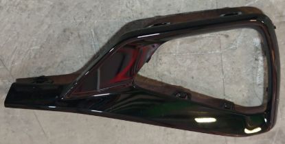 Tampon Süspansiyon Çıtası Arka Parlak Siyah S Line Sağ Audi Q2 SQ2 2022 ve sonrası - 81A807968 T94 resmi