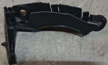 Tampon Bağlantı Braketi Ön Sol Audi Q2 SQ2 2019 ve sonrası - 81A807183 resmi
