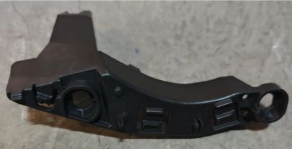 Tampon Bağlantı Braketi Ön Sol Audi Q2 SQ2 2022 ve sonrası - 81A807183A resmi