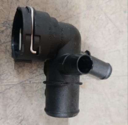 Su Flanşı Radyatör Alt Çıkış Fiat Egea - 52154731/Q02615 resmi