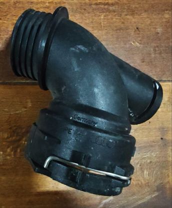 Su Flanşı Volkswagen Audi Seat Skoda 2012 ve sonrası - 4G0122293AQ resmi